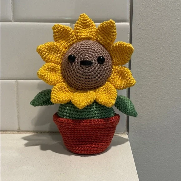 Flower Child Sunflower Bear Hand Crafted Figure and Pot Amigurumi Crochet Decor - Picture 2 of 13